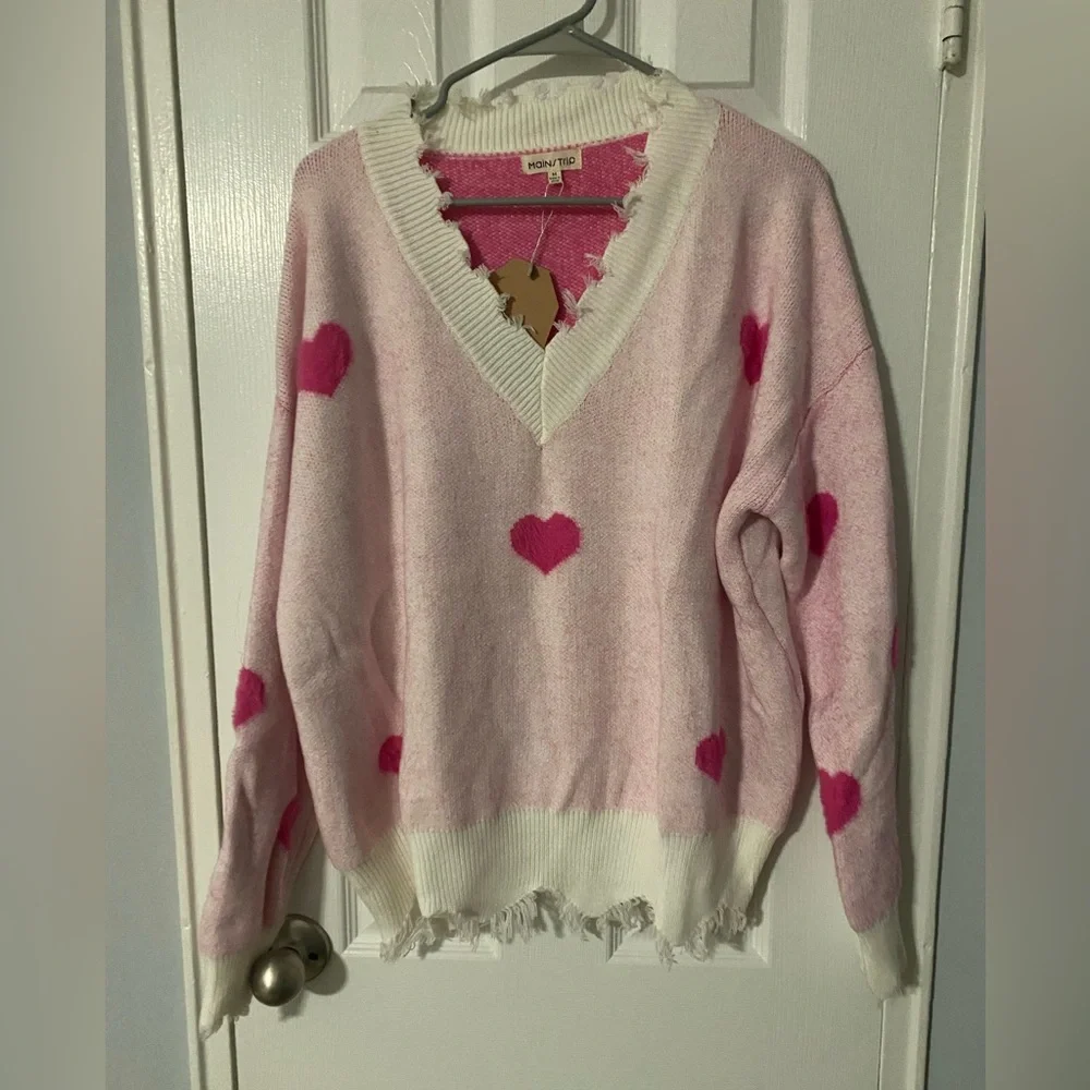 NTW Sweater with hearts size Medium - Picture 1 of 3
